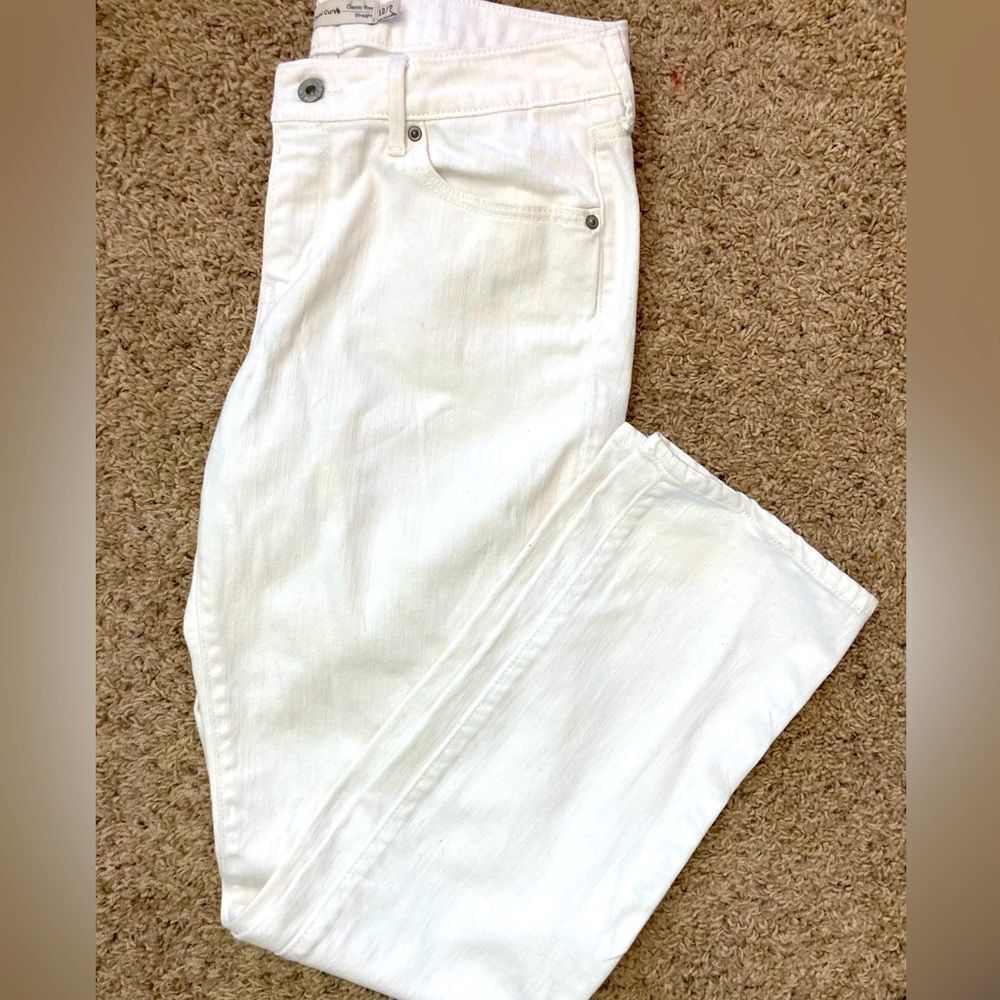 Levi’s Crisp White Demi Curve Jeans
